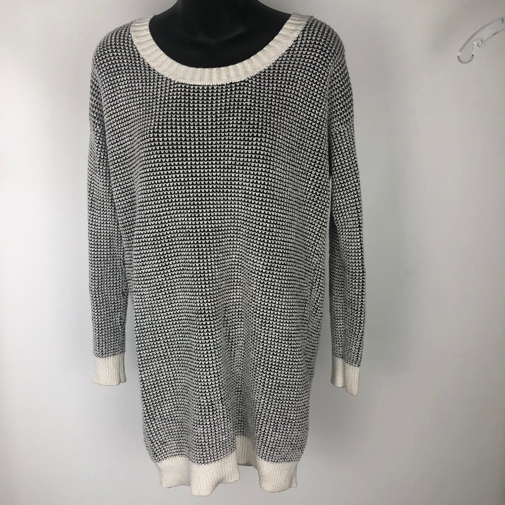 BCBGeneration Over-sized Sweater dress (xs/s)